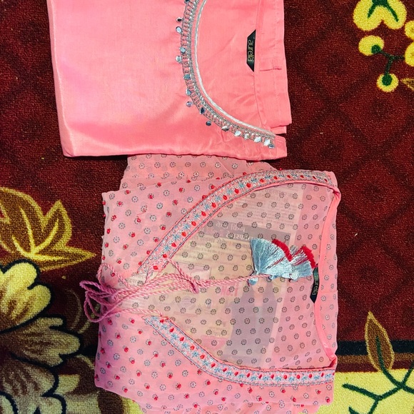 AURELIA Peach jacket with inner stylish dress - Picture 4 of 5